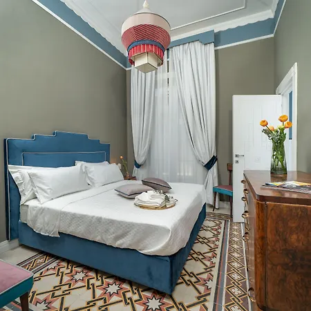 Il Fiore D'oro Luxury House Pensión Nápoles