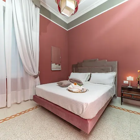 Pensión Il Fiore D'oro Luxury House 2*