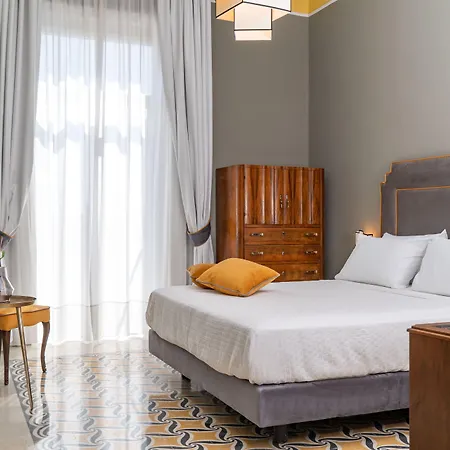 Pensión Il Fiore D'oro Luxury House Nápoles